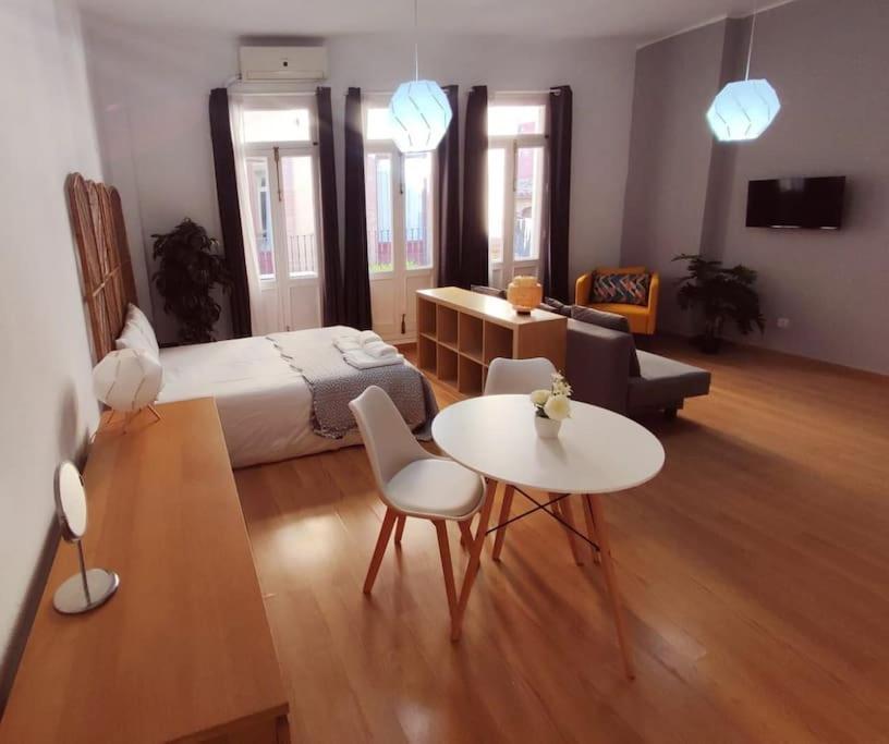 Estudio Centro De Sevilla المظهر الخارجي الصورة